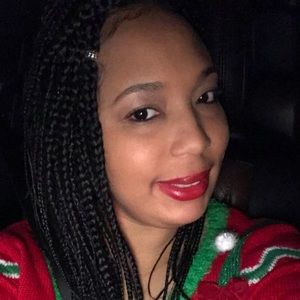 Meet your Posher, Latasha